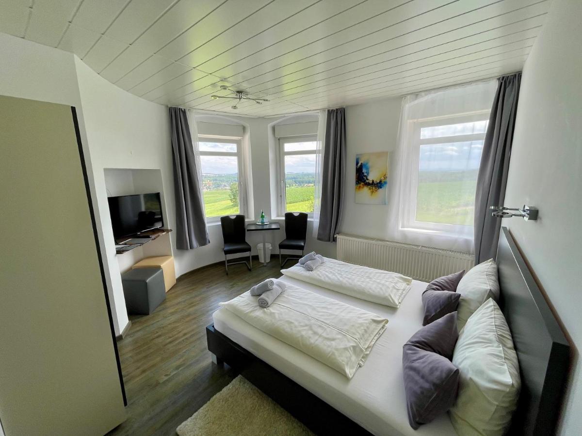 Waldhaus Pulsnitz Hotell Exteriör bild